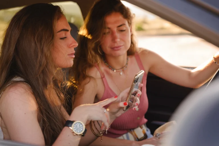 Teen Drivers & Cellphones What Parents Should Know